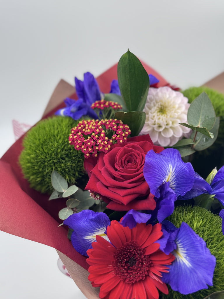 Bright & Juicy Hand tied - Rams florists