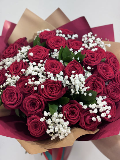 Luxurious  Long Stems Red Rose & Gypsphla