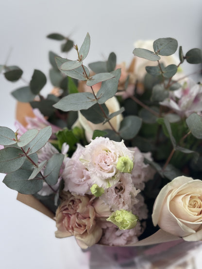 Sweet success Hand tied Bouquet - Rams florists