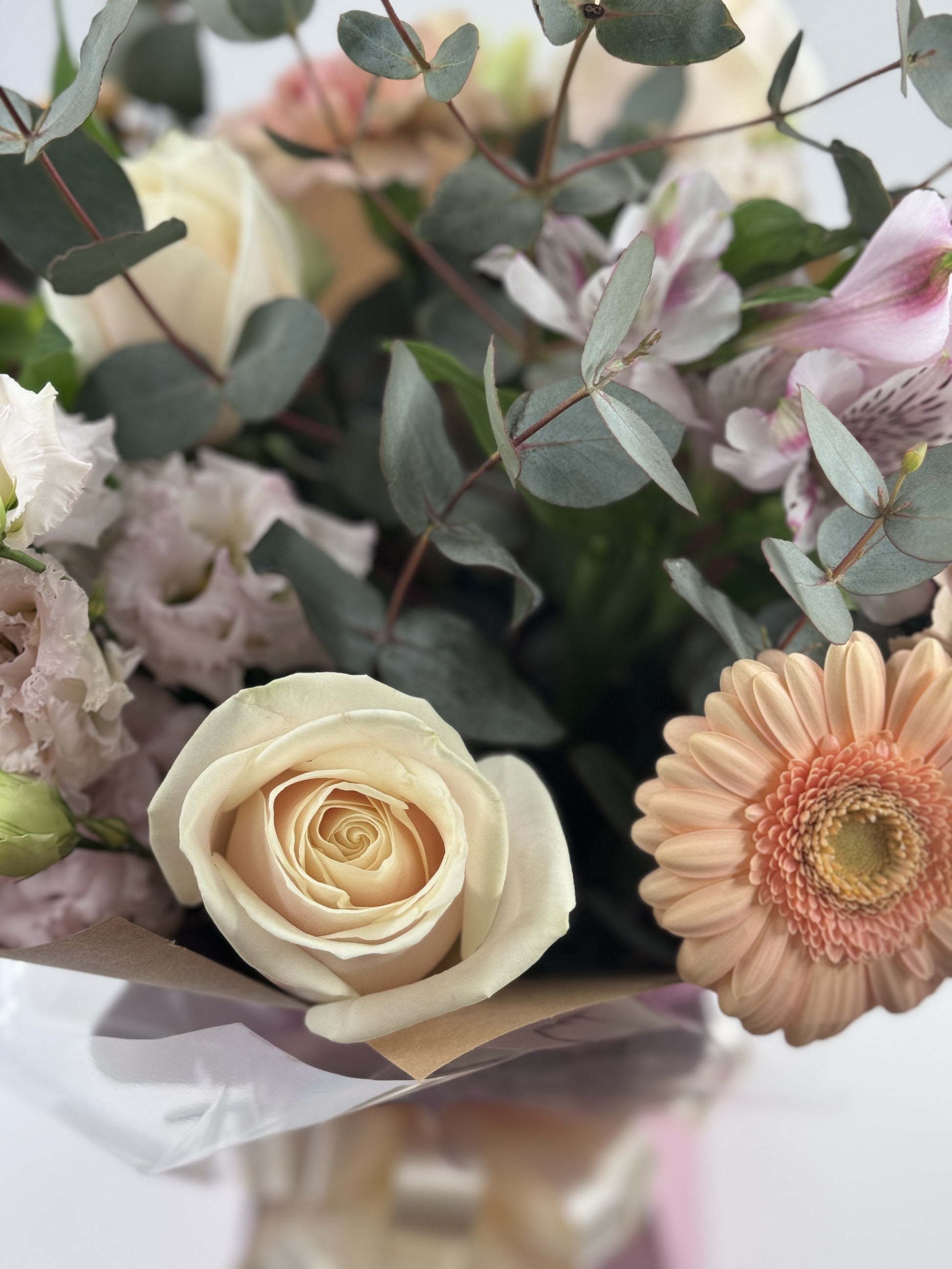 Sweet success Hand tied Bouquet - Rams florists