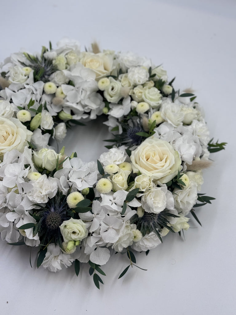 Rose And Hydrangea Wreath Tribute - Rams florists