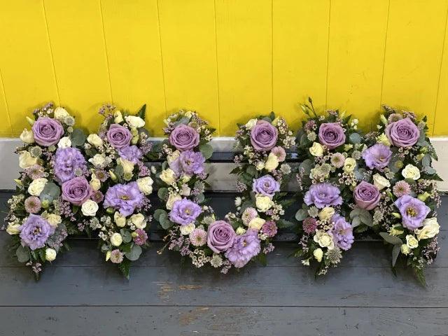 MUM TRIBUTE - Rams florists