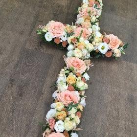 Classic Cross - Rams florists