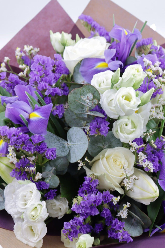 VIOLET VIBES HAND TIED - Rams florists