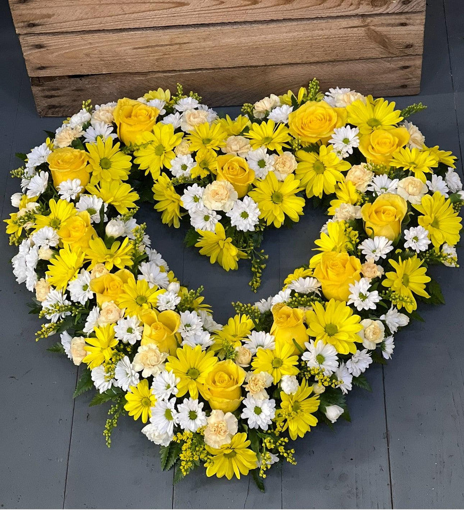 Open Heart Yellow & White - Rams florists